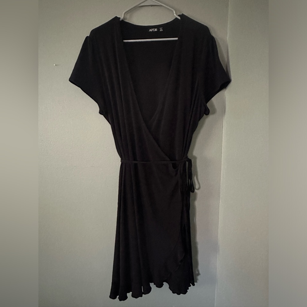 Apt 9 black 2x wrap dress.